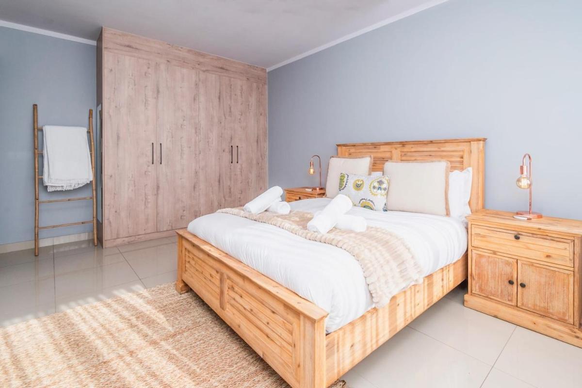 Heylon Court Sea Point Family Retreat