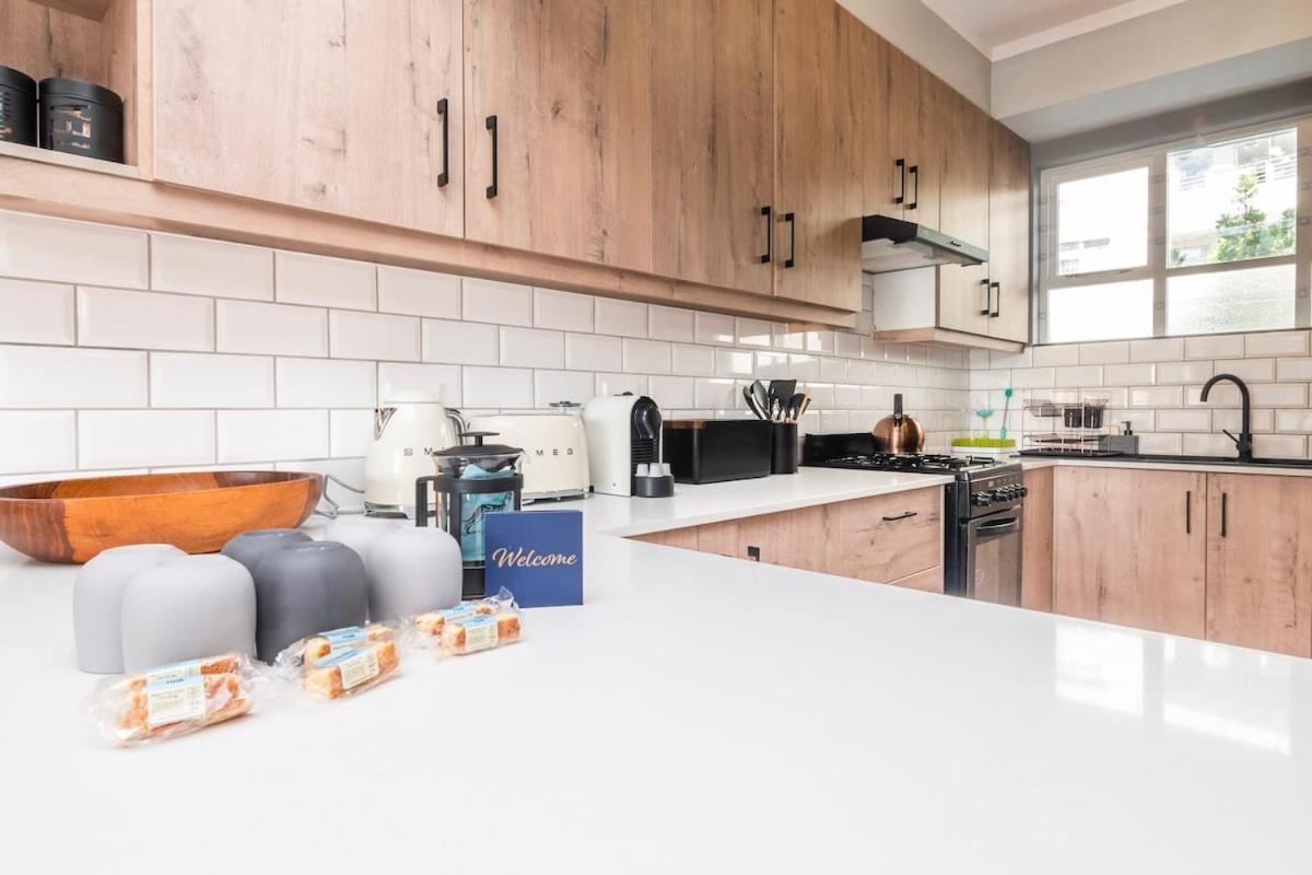 Apartment Heylon Court Sea Point Family Retreat